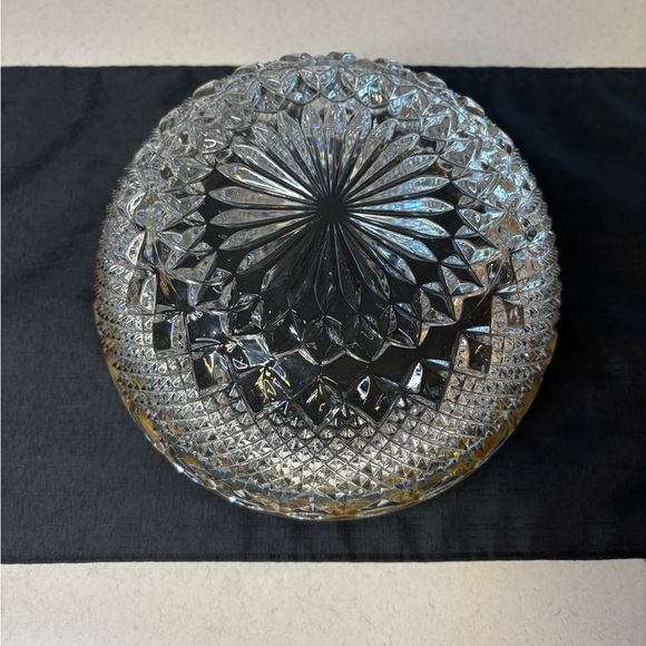 Vintage F.B. Rogers Silver Co 24% Leas Crystal Bowl With Silver-Plated Rim - Picture 3 of 5